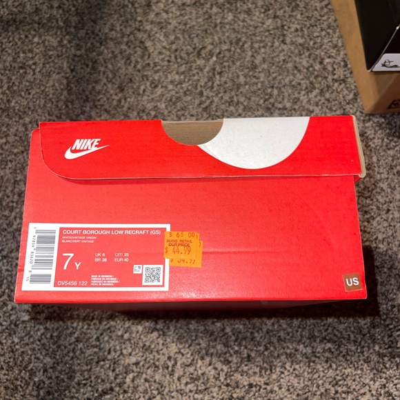 Nike women’s Air Force 1 - Picture 5 of 5